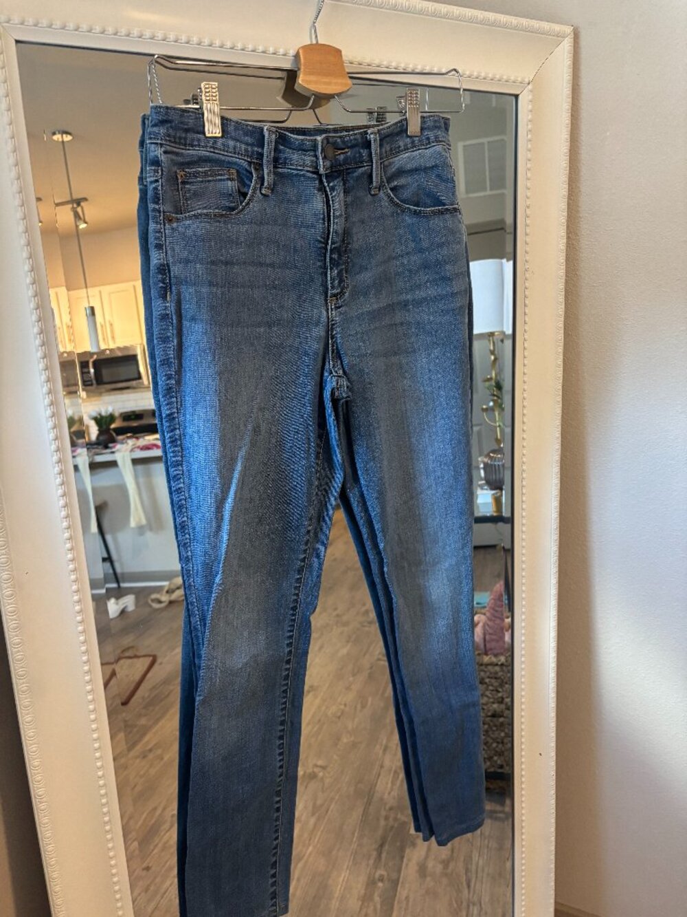 High rise skinny jean size 8